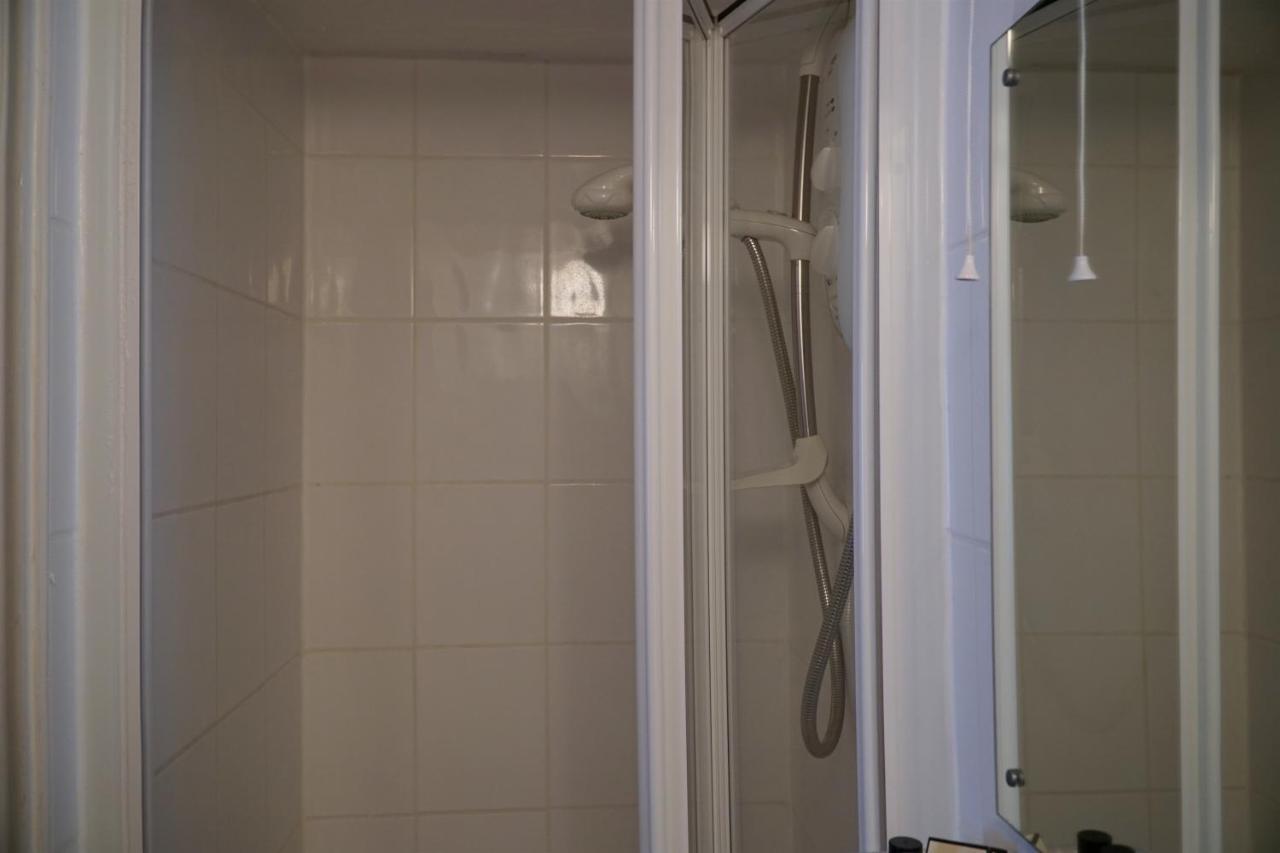 Castle House Guest House Dover Ngoại thất bức ảnh